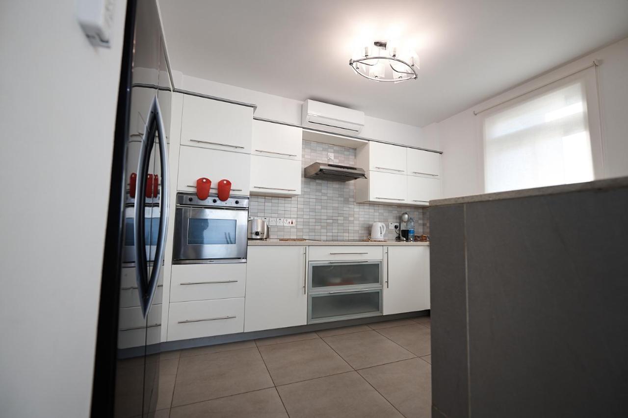 Beach Front Bella Vista By Ezoria Villas Protaras Exterior photo