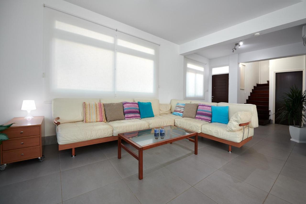 Beach Front Bella Vista By Ezoria Villas Protaras Exterior photo