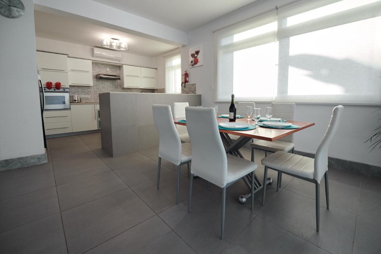 Beach Front Bella Vista By Ezoria Villas Protaras Exterior photo